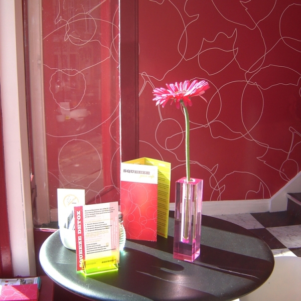 City centre juice and coffee bar on Pulteney Bridge, Bath