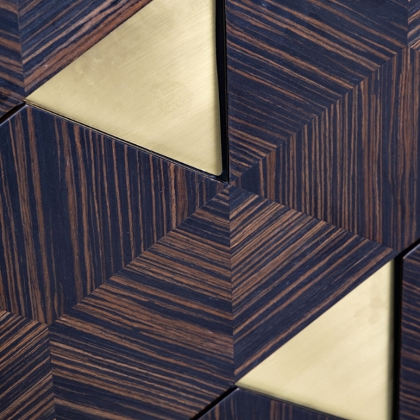 Chest of drawers detail