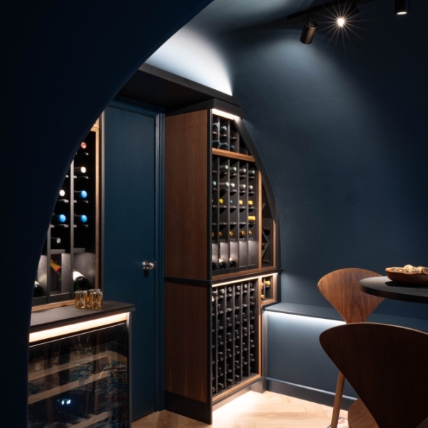 Vault 2 wine tasting